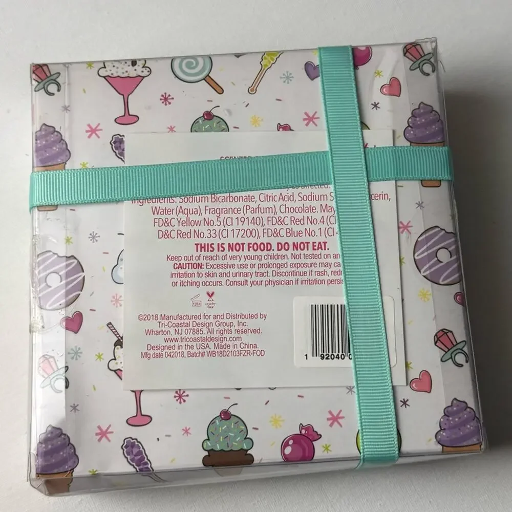 Frosted Donut Scented Four Piece Bath Gift Set Fizzer New in Package